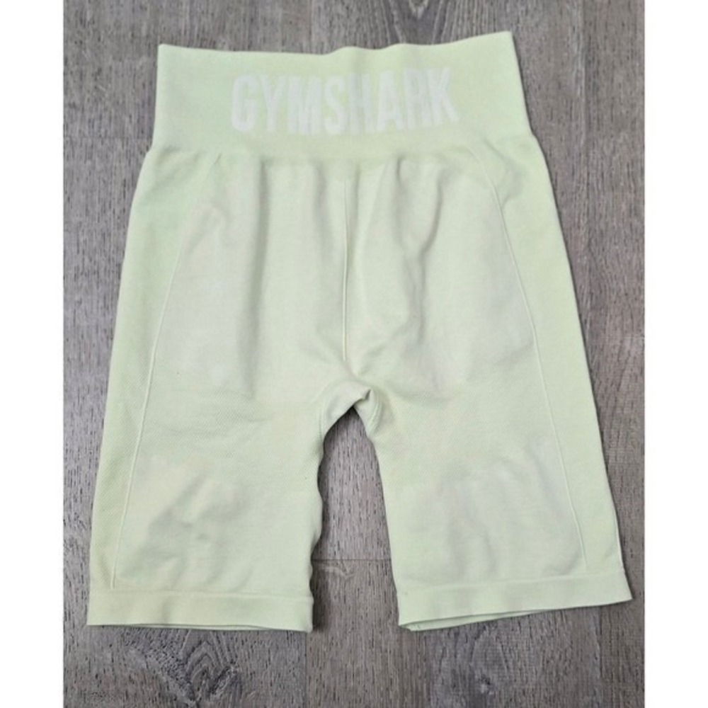 GYMSHARK Flex Cycling Shorts, Size Medium Logo High Waisted - Picture 3 of 9